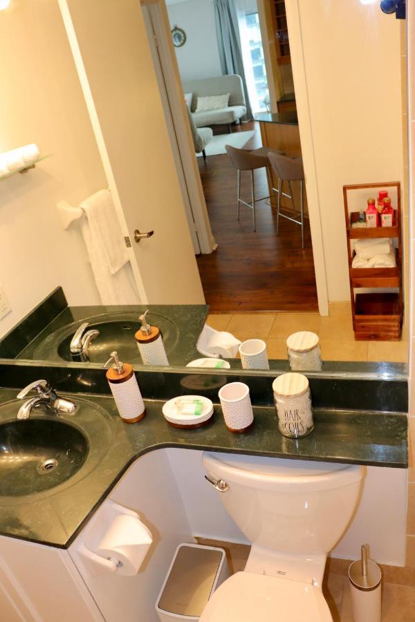 Apartment/2Bedrooms/2 Full Bathrooms/Free Parking Toronto Exteriér fotografie
